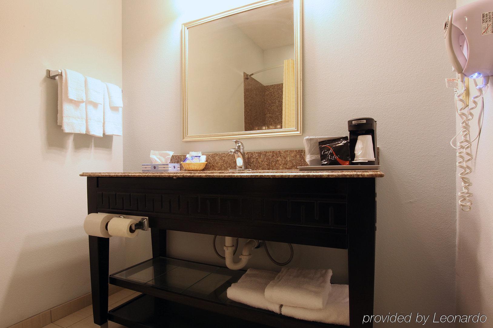 Americas Best Value Inn Sulphur Rom bilde